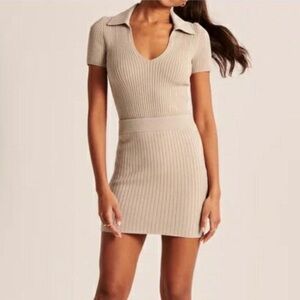 Abercrombie & Fitch Beige Ribbed mini skirt size XS!!